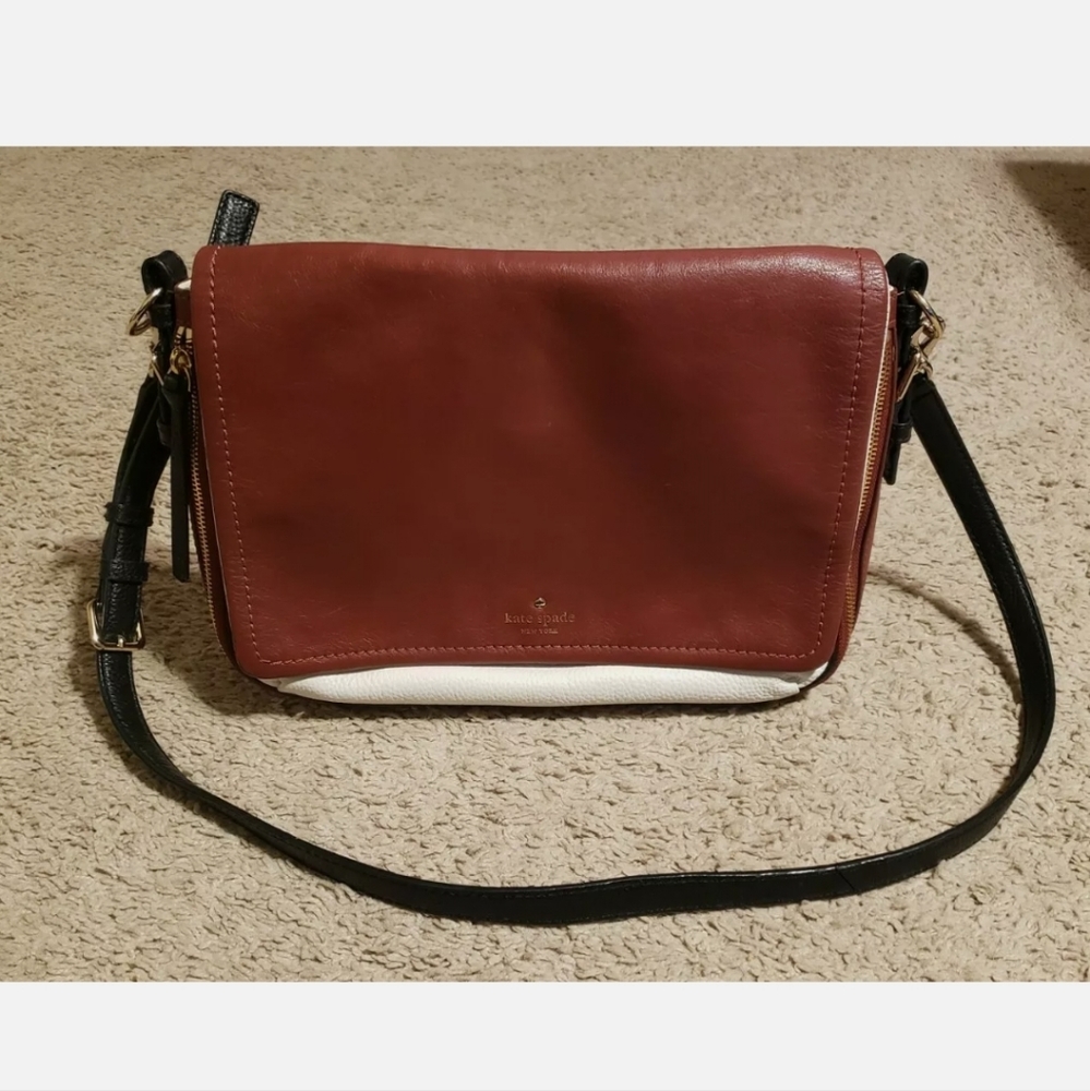 Kate Spade Cobble Hill Mayra Purse Crossbody Brown, Amazing shape!